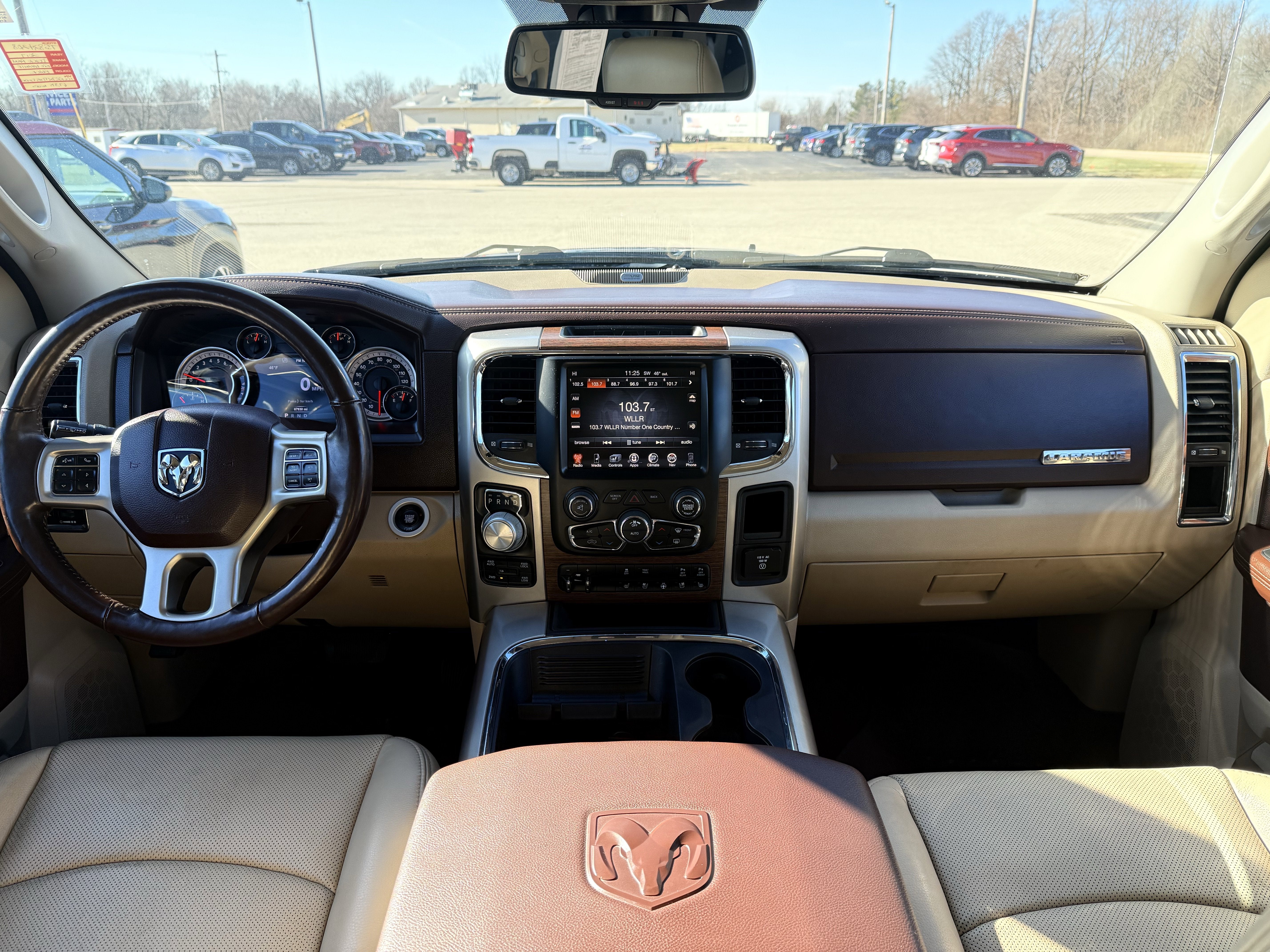 2017 RAM 1500 Laramie Crew Cab 4x4 5'7" Box