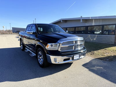 2017 RAM 1500 Laramie Crew Cab 4x4 5'7" Box