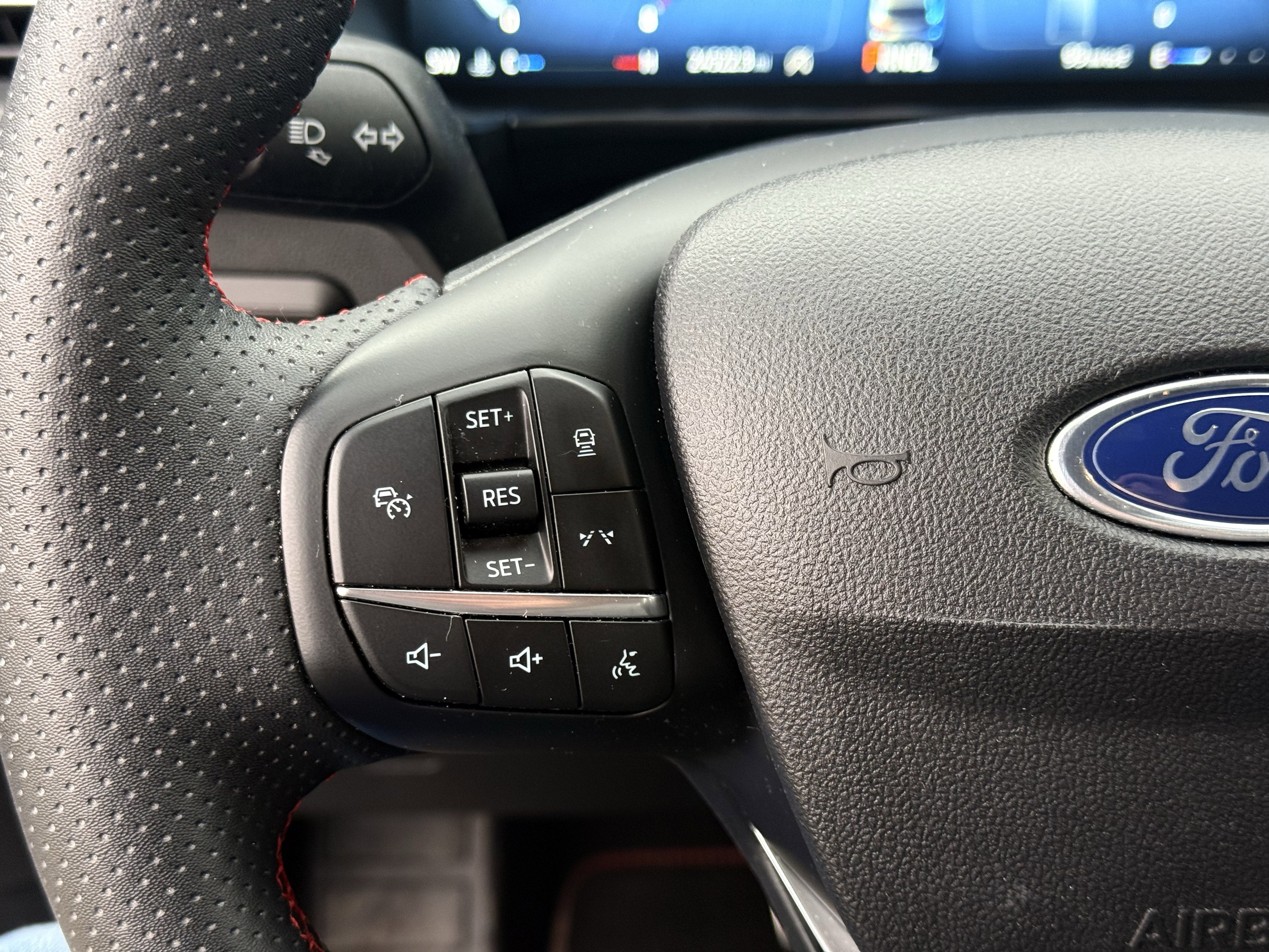 2023 Ford Escape ST-Line Select