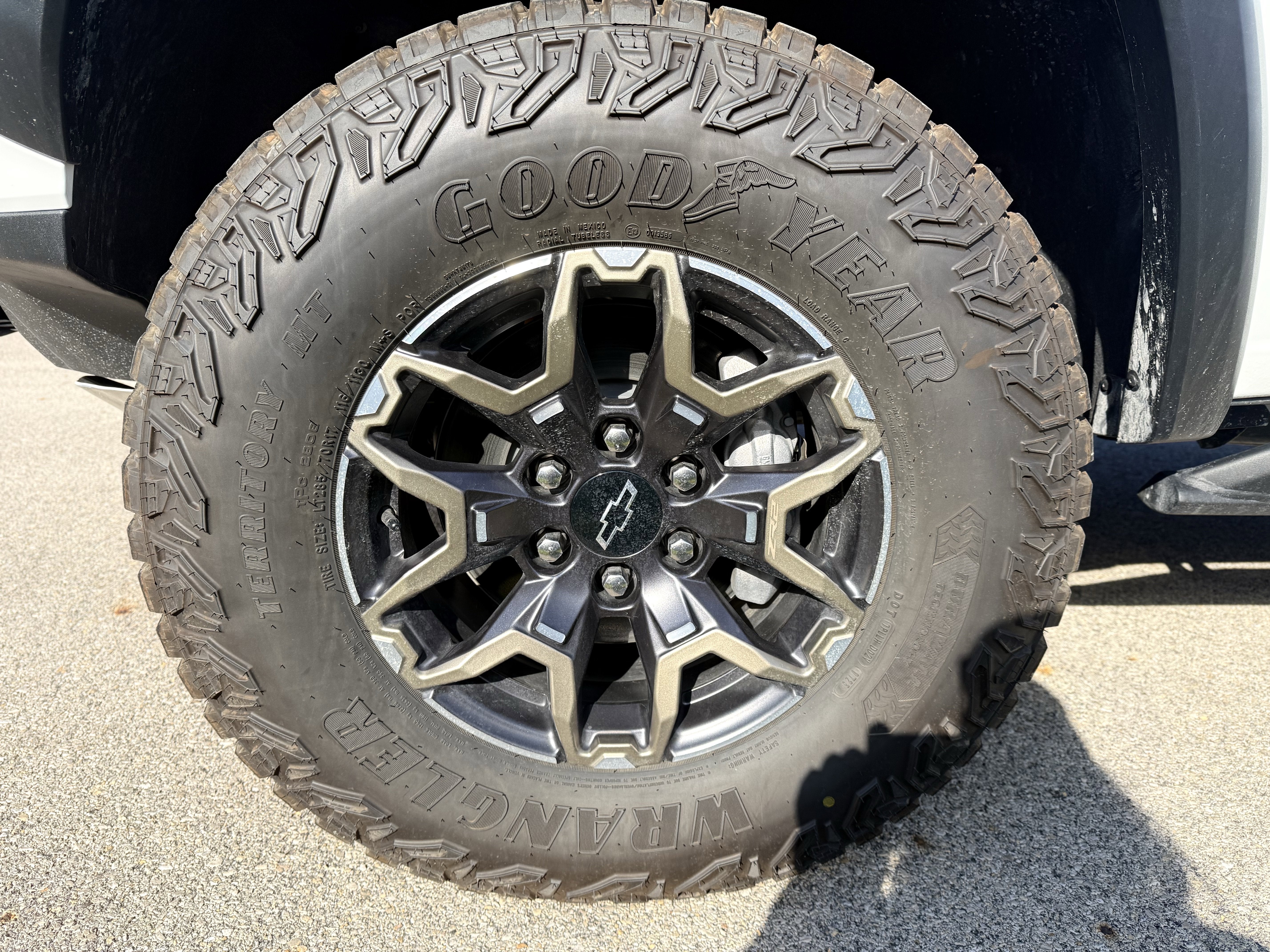 2025 Chevrolet Colorado ZR2