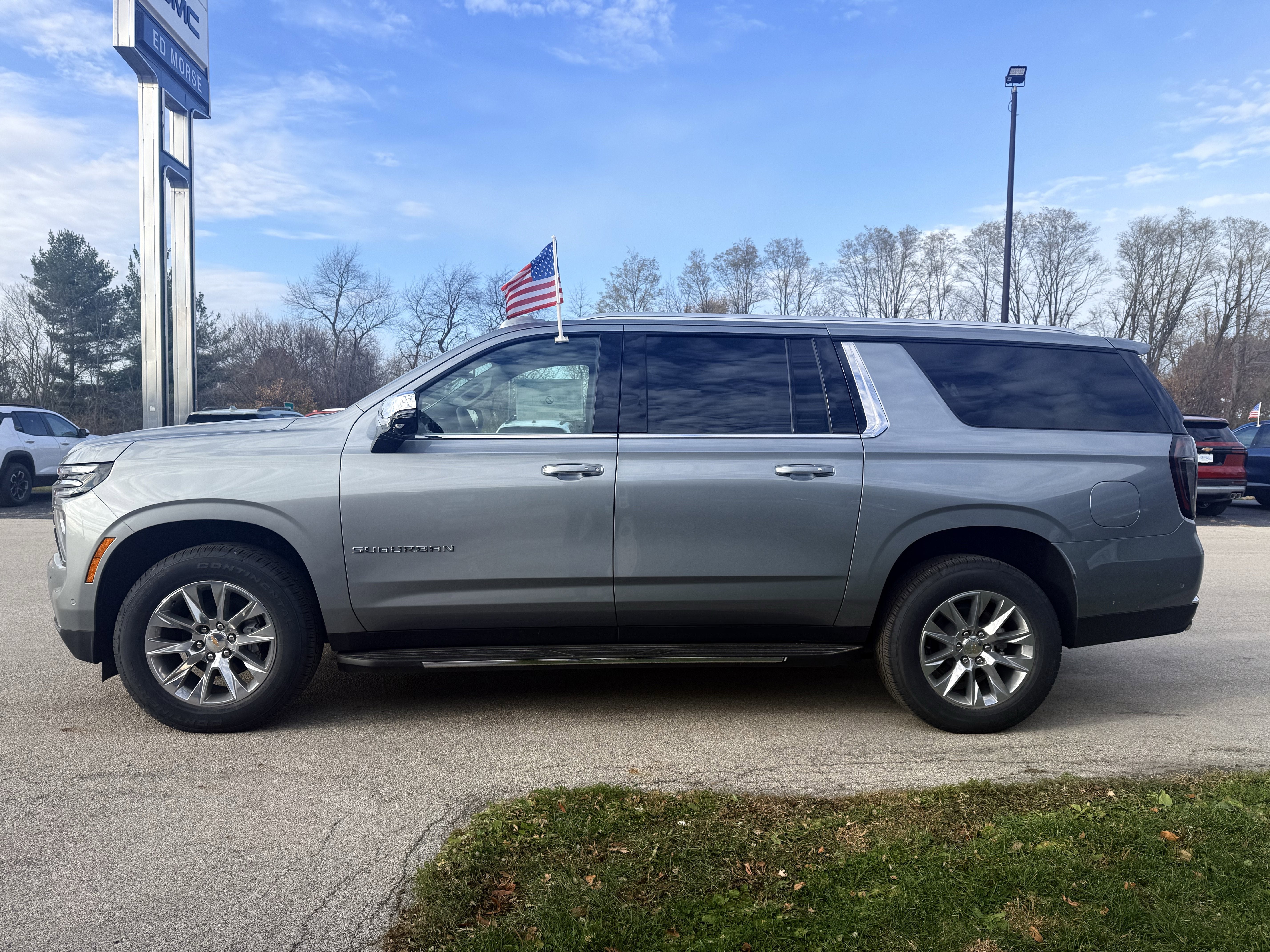 2025 Chevrolet Suburban Premier