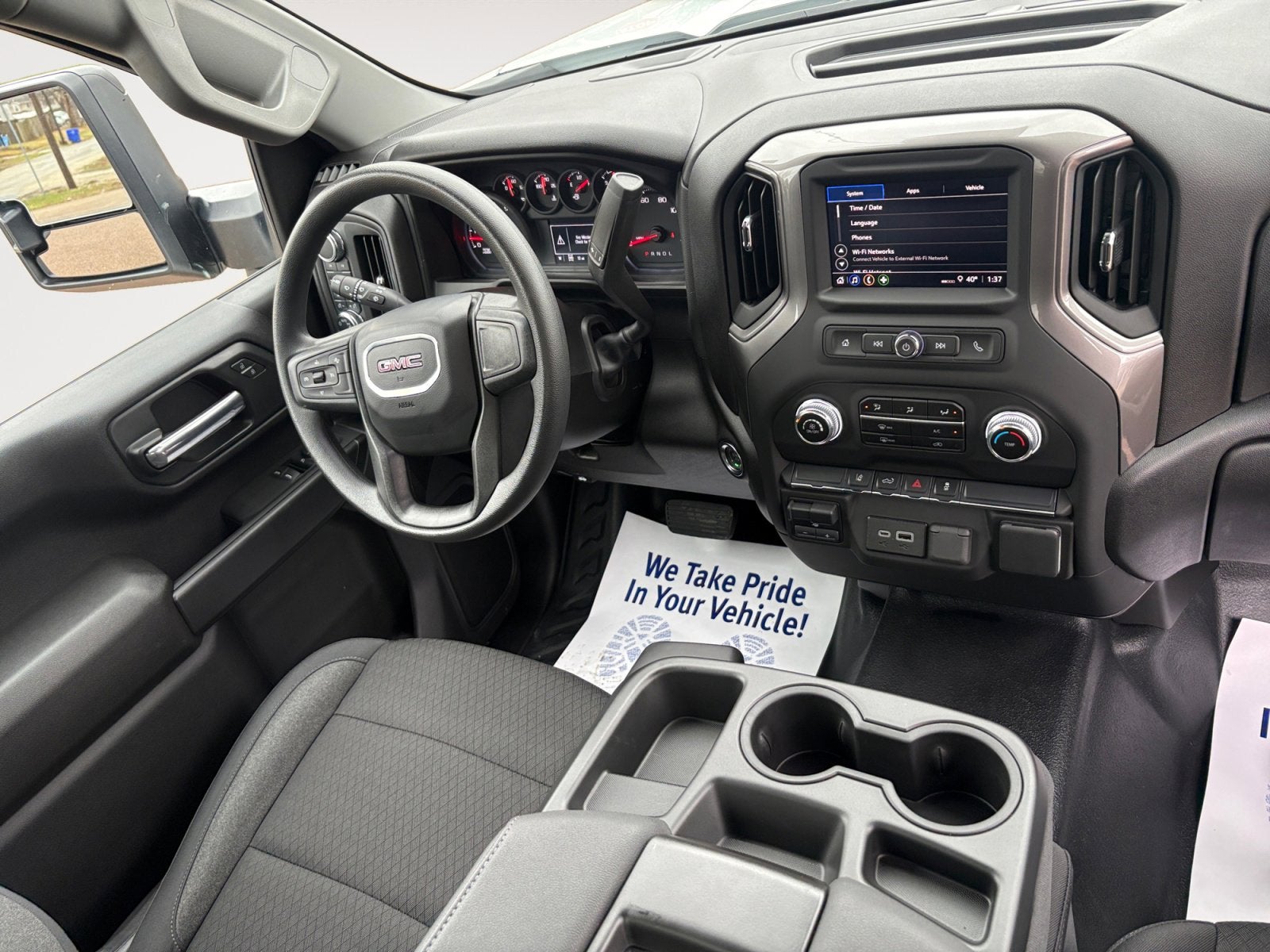 2025 GMC Sierra 2500 HD Pro