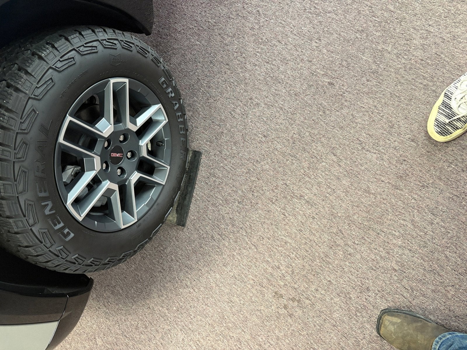 2025 GMC Sierra 2500 HD Pro