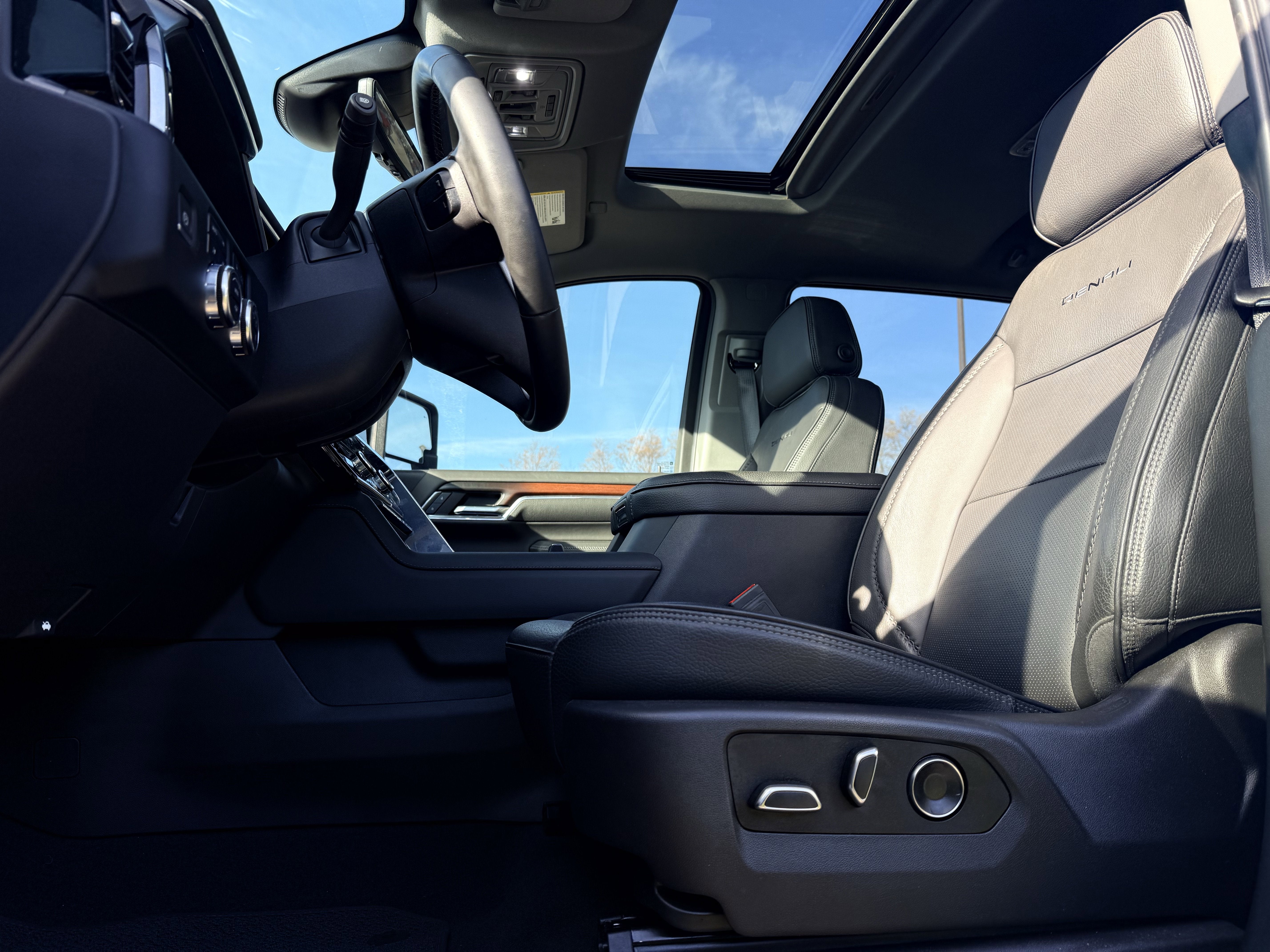 2024 GMC Sierra 2500 HD Denali