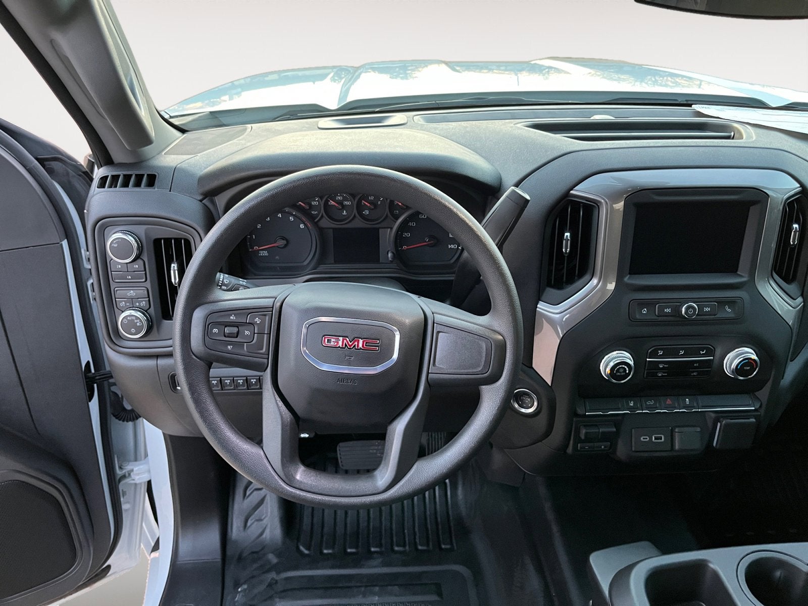 2024 GMC Sierra 2500 HD Pro