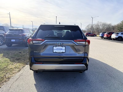 2022 Toyota RAV4 Hybrid XSE