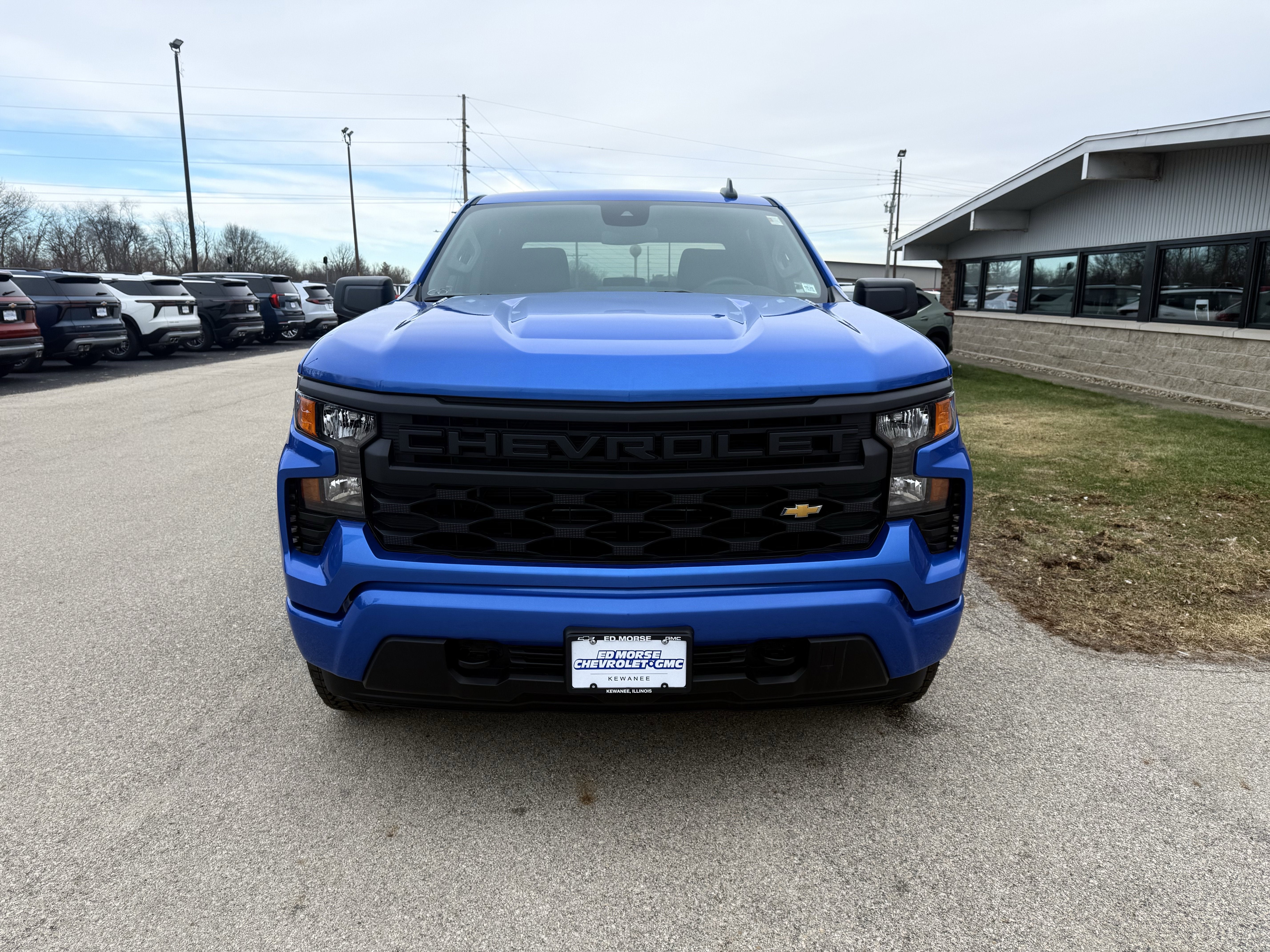 2025 Chevrolet Silverado 1500 Custom