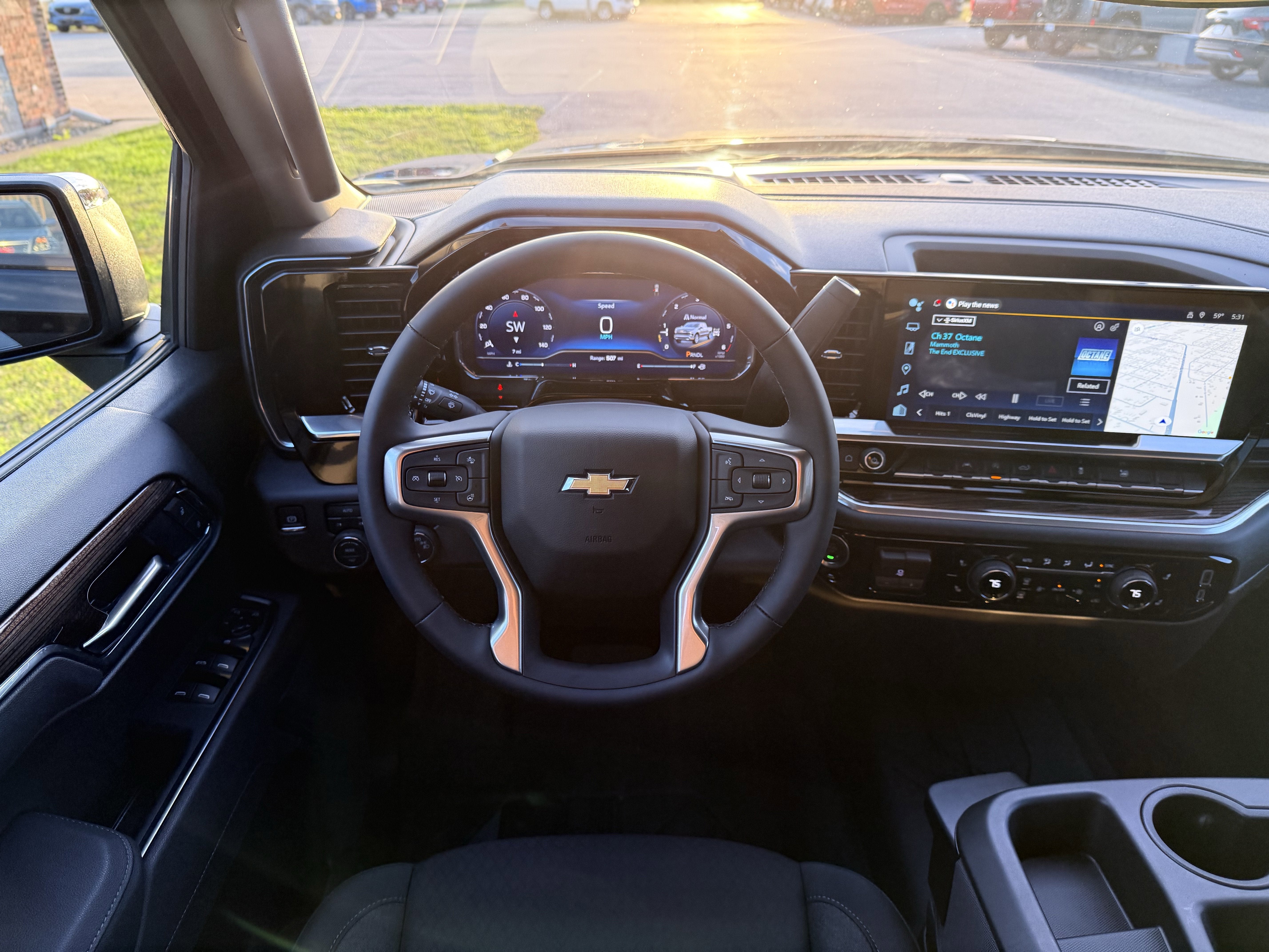 2025 Chevrolet Silverado 1500 LT