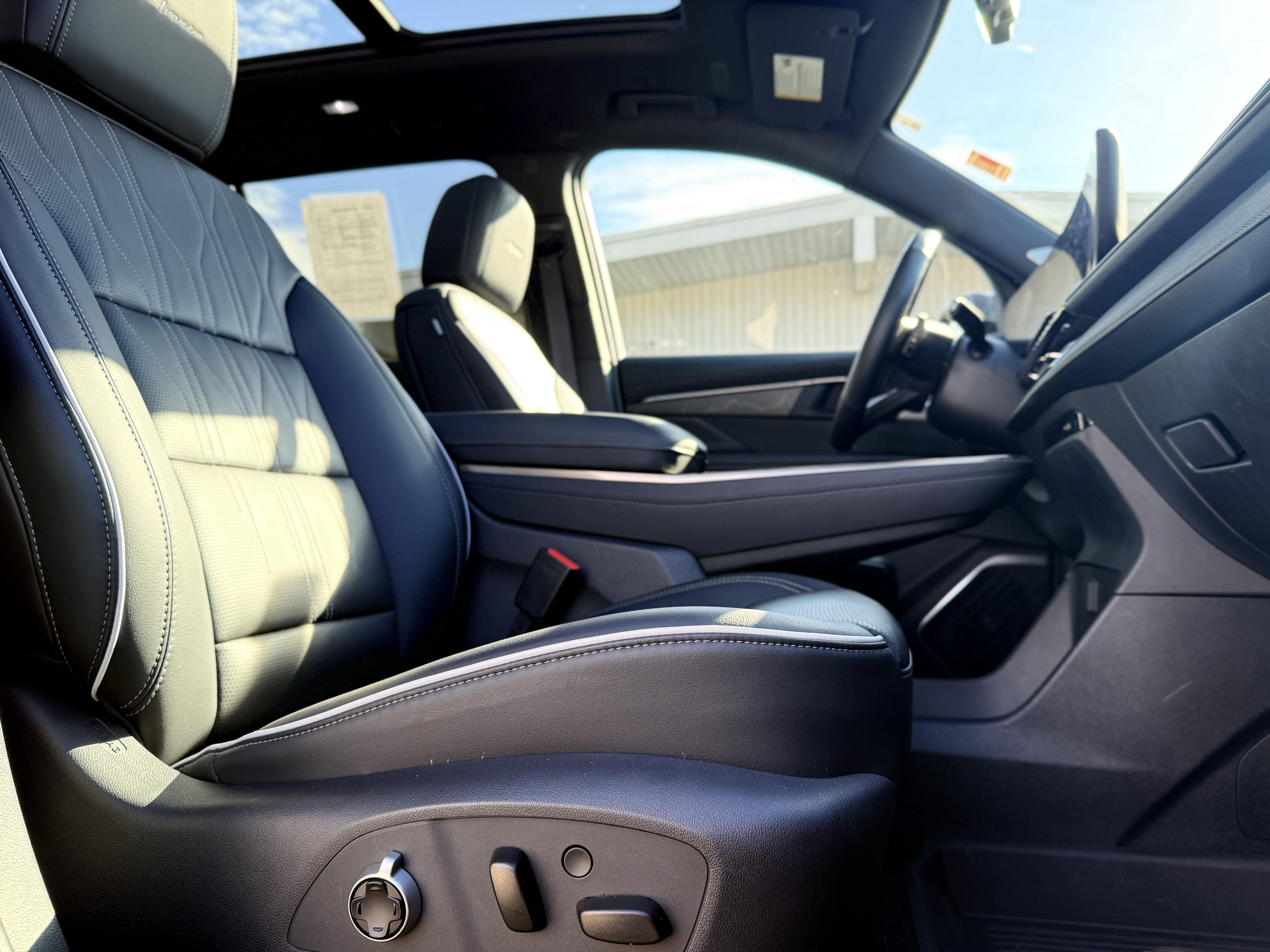 2025 Buick Enclave Avenir