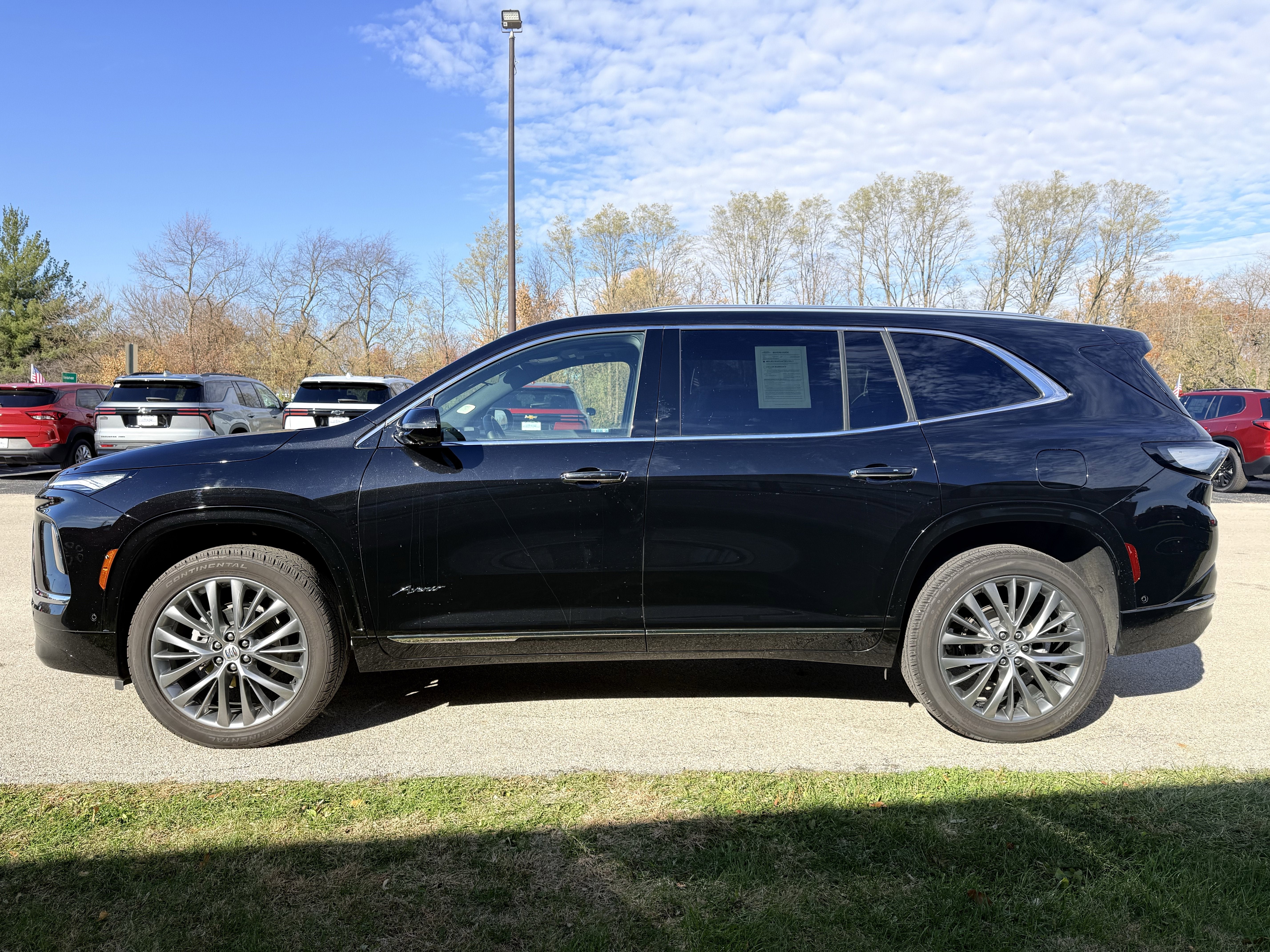 2025 Buick Enclave Avenir