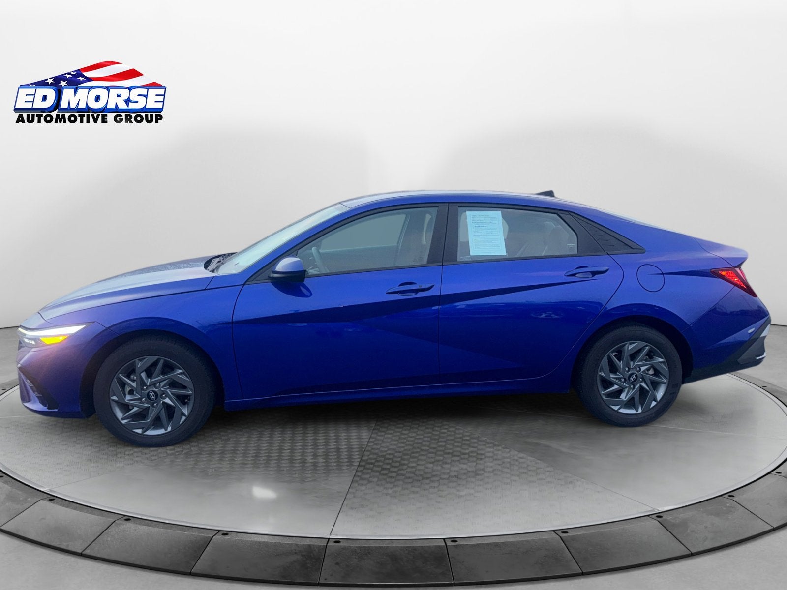 Used 2024 Hyundai Elantra SEL with VIN KMHLM4DG2RU781203 for sale in Kewanee, IL