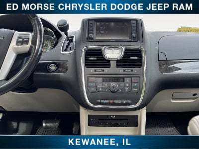 2016 Chrysler Town & Country Limited