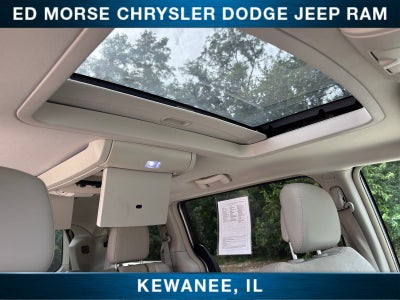 2016 Chrysler Town & Country Limited