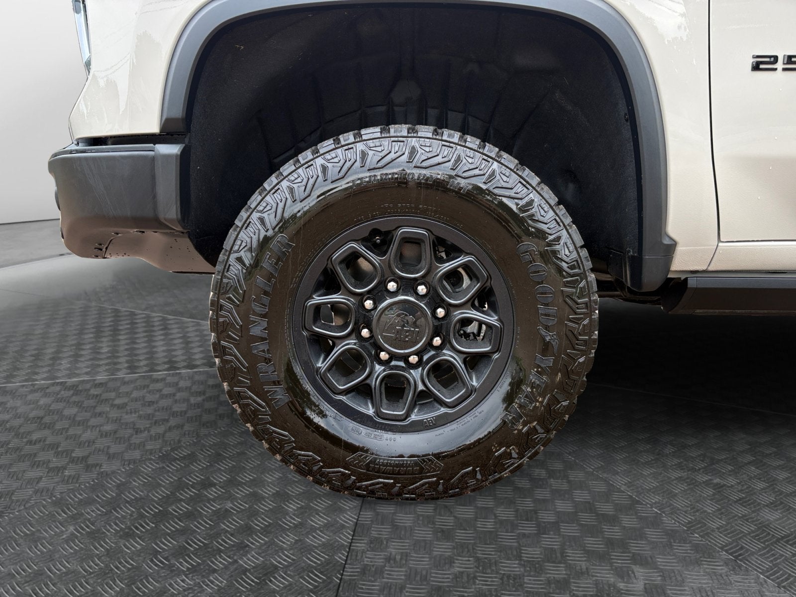 2026 Chevrolet Silverado 2500 HD ZR2 - Photo 14