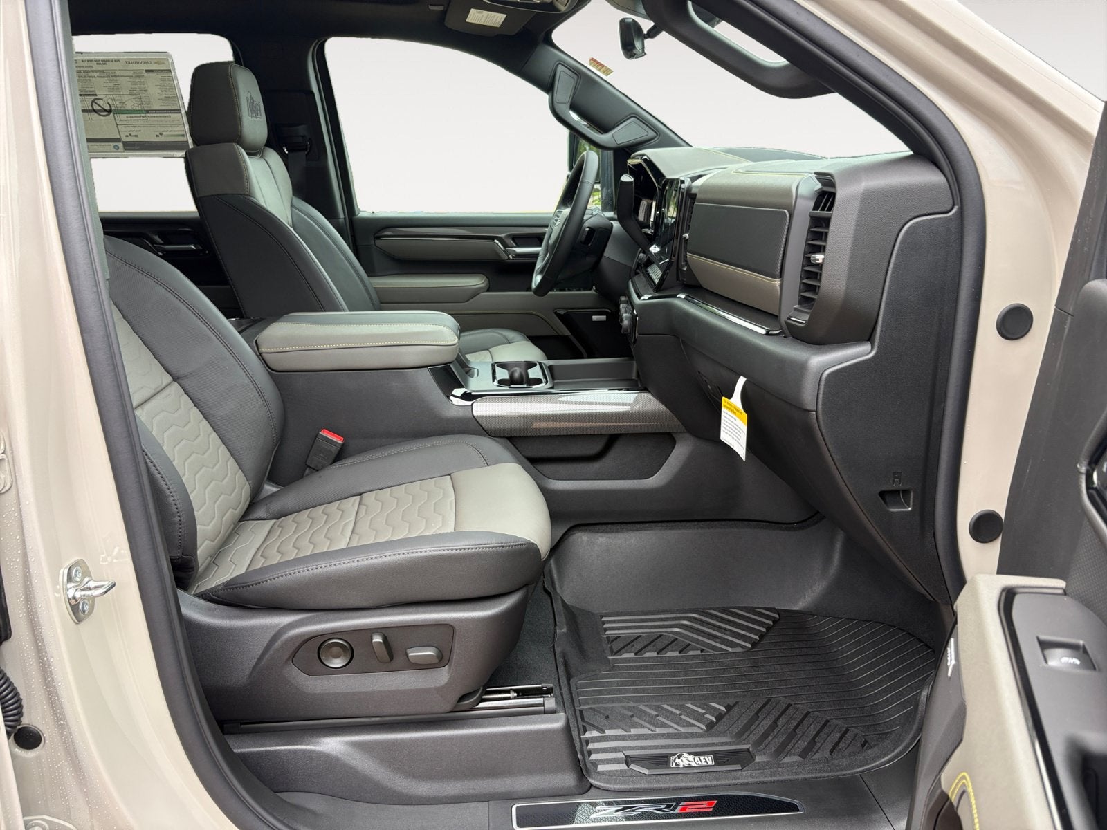 2026 Chevrolet Silverado 2500 HD ZR2 - Photo 15