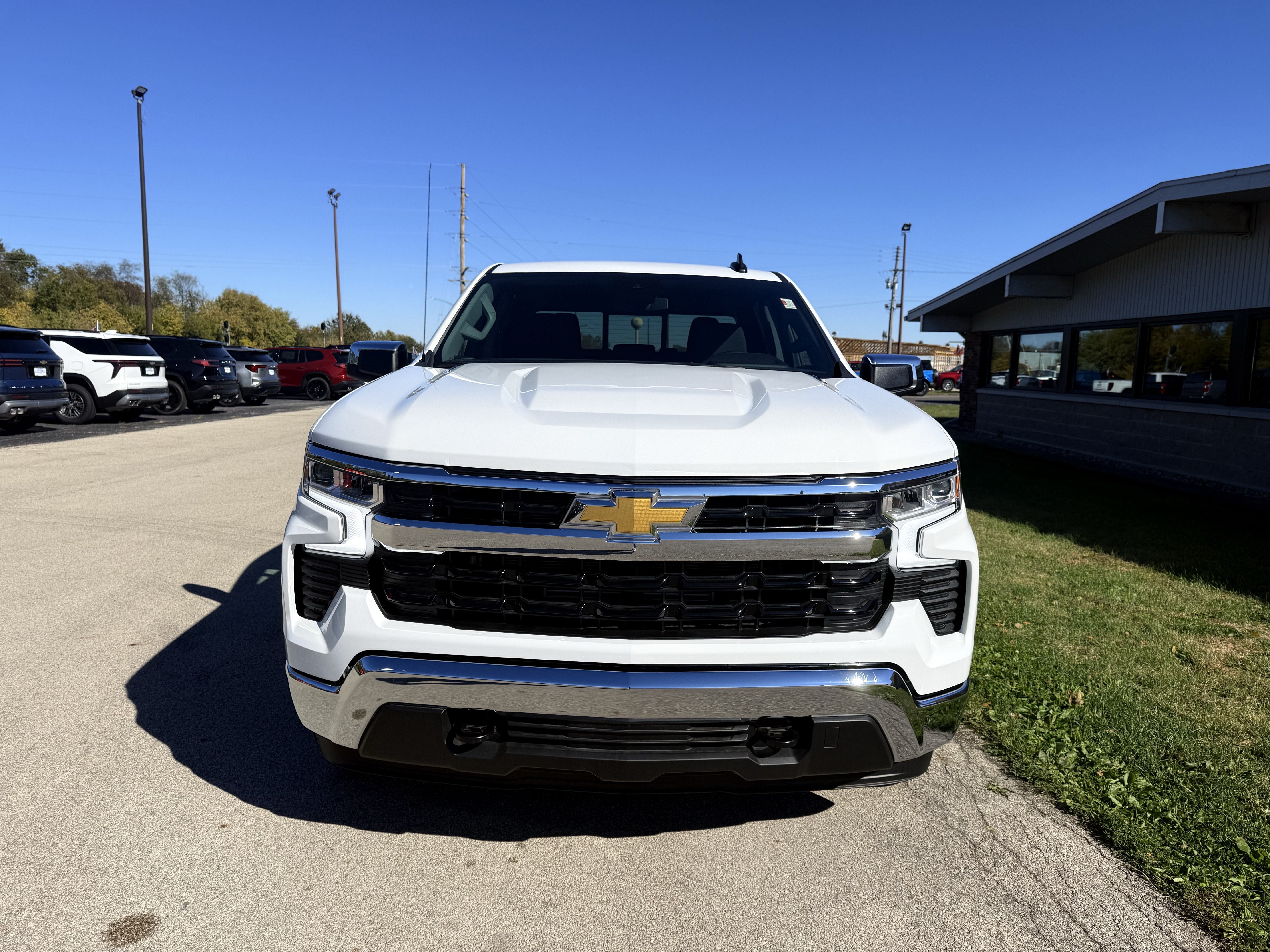 2025 Chevrolet Silverado 1500 LT