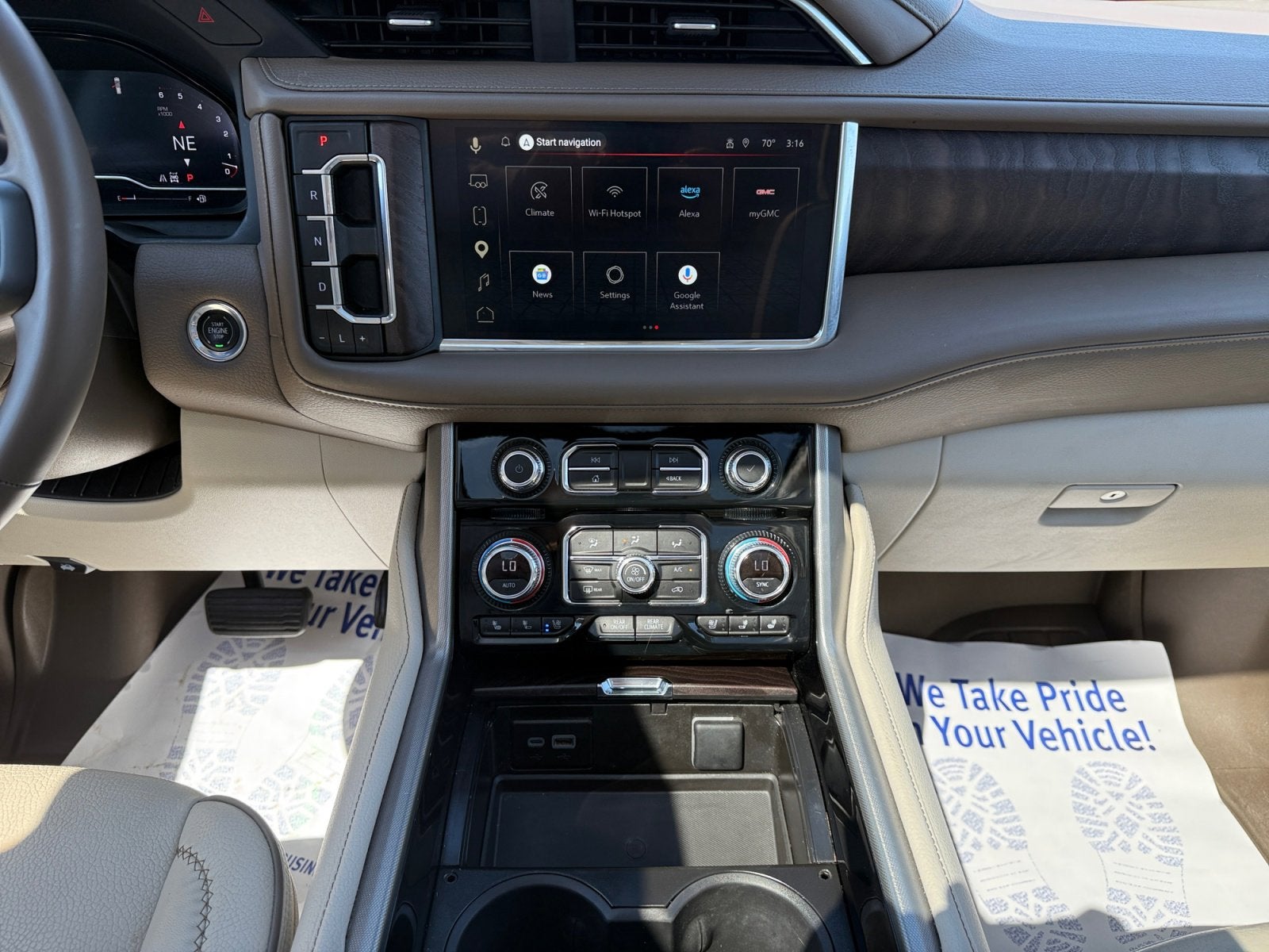 2023 GMC Yukon XL Denali