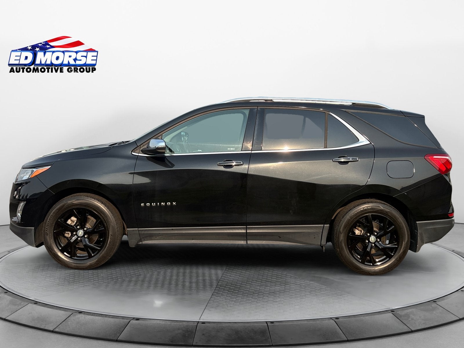 Used 2018 Chevrolet Equinox Premier with VIN 3GNAXXEU5JL306305 for sale in Kewanee, IL