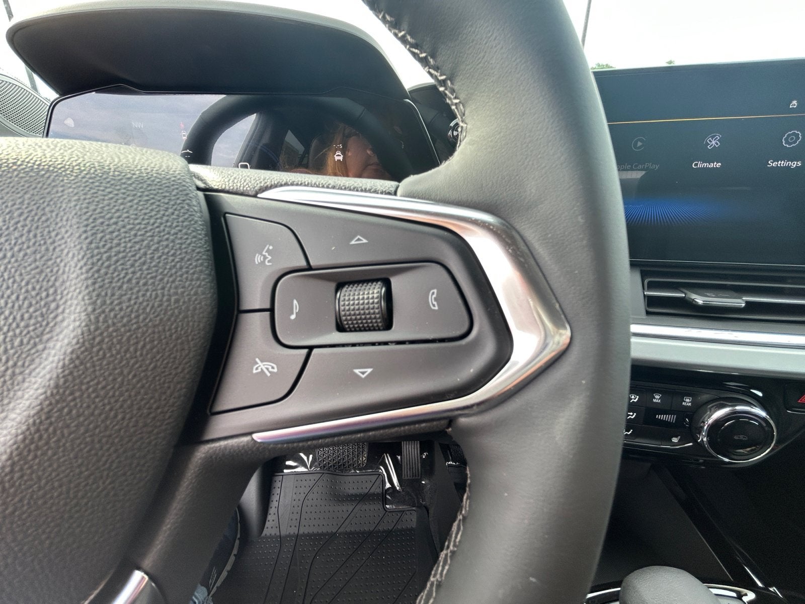 2026 Chevrolet Trax LT - Photo 18